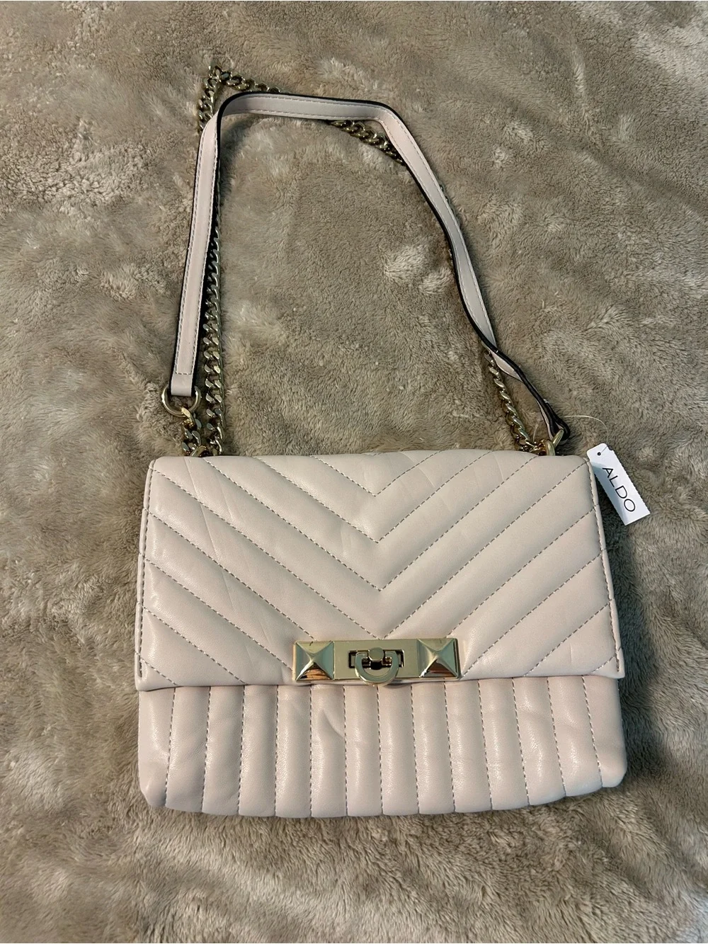 ALDO Cream Quilted Abilaniel Crossbody Bag with Gold Chain Strap